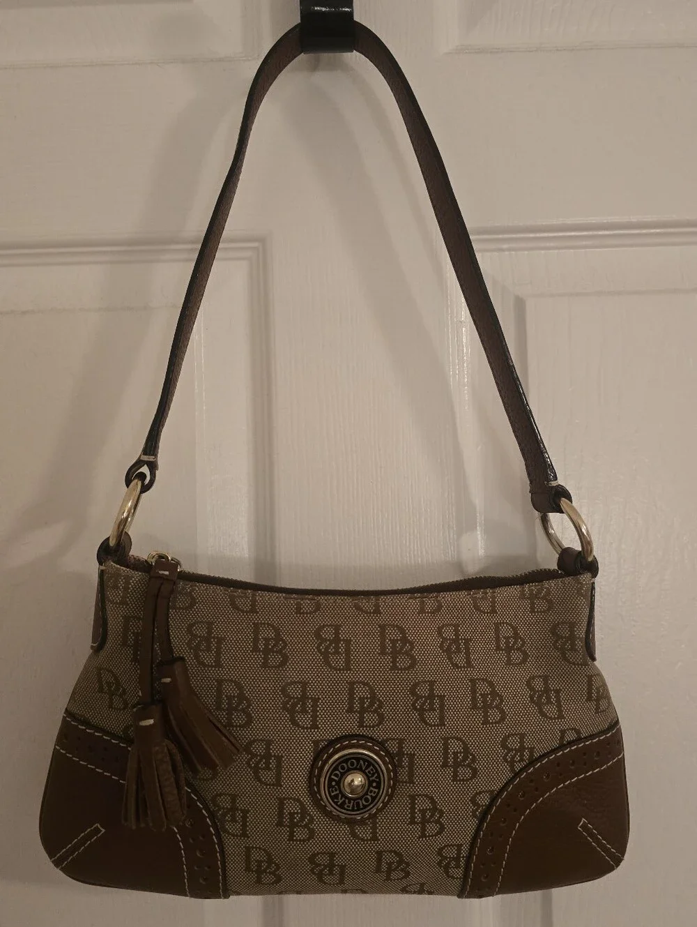 Vintage Signature Canvas And Pebble Leather Dooney & Burke Shoulder Bag